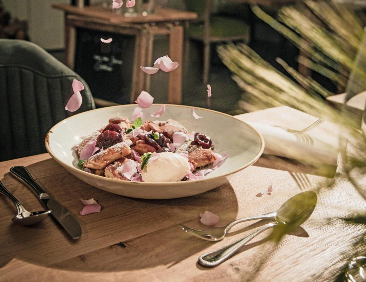 Wellness Natur Resort Gut Edermann 타이젠도르프 외부 사진