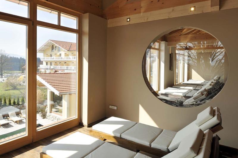 Wellness Natur Resort Gut Edermann 타이젠도르프 외부 사진